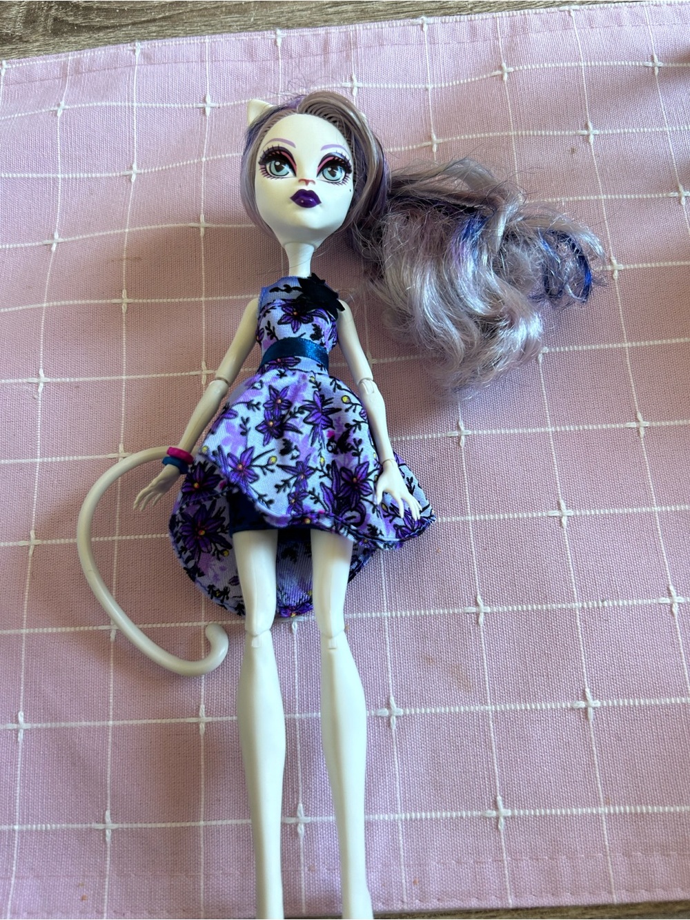 monster high, Catrine Demew- Gloom and Bloom